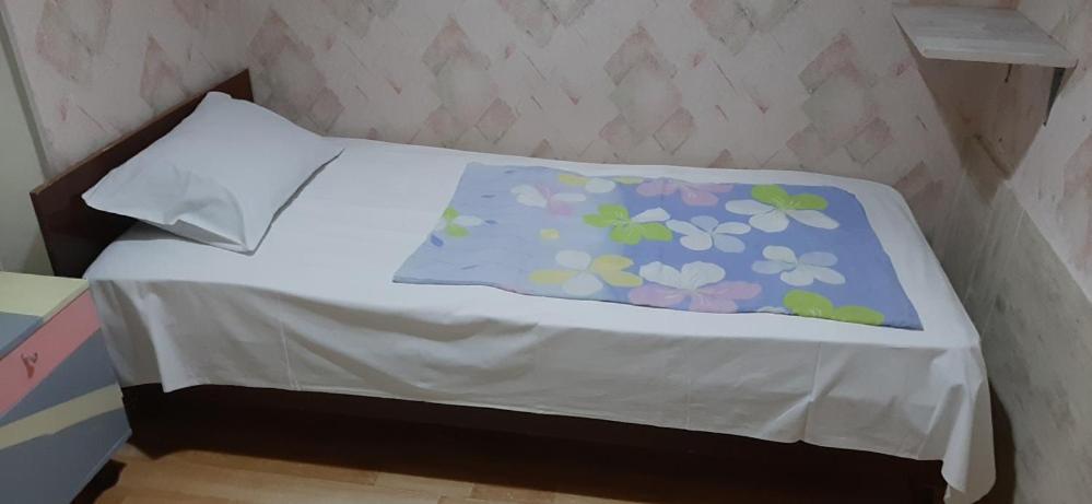 Guest House Nise Tiflis Exterior foto